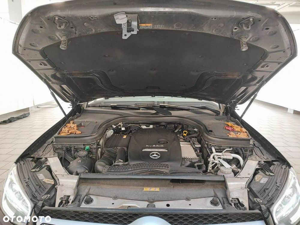 Mercedes-Benz GLC 300 e PHEV 4-Matic Avantgarde - 9