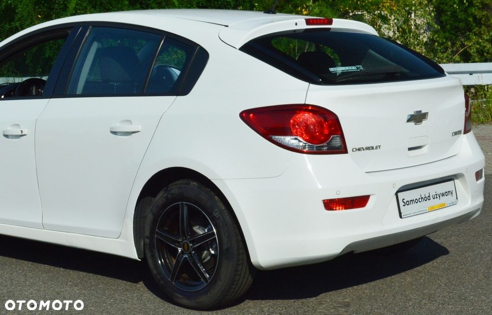 Chevrolet Cruze - 18