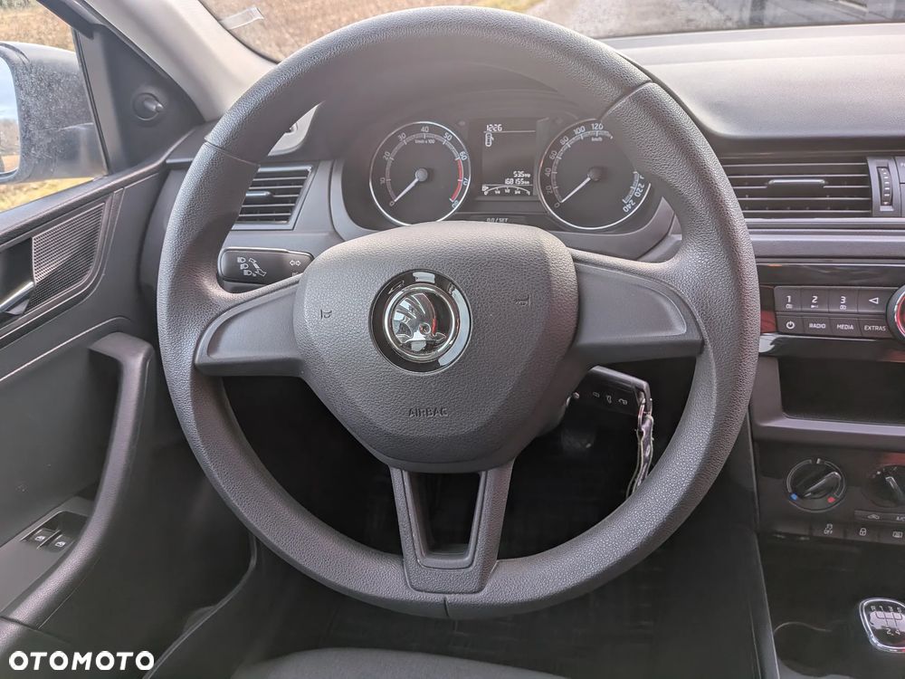 Skoda RAPID Spb 1.0 TSI Active - 18