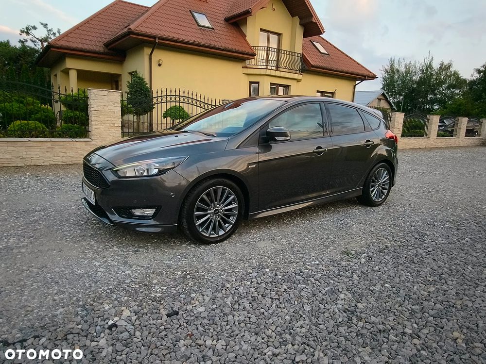 Ford Focus 1.0 EcoBoost ST-Line - 9