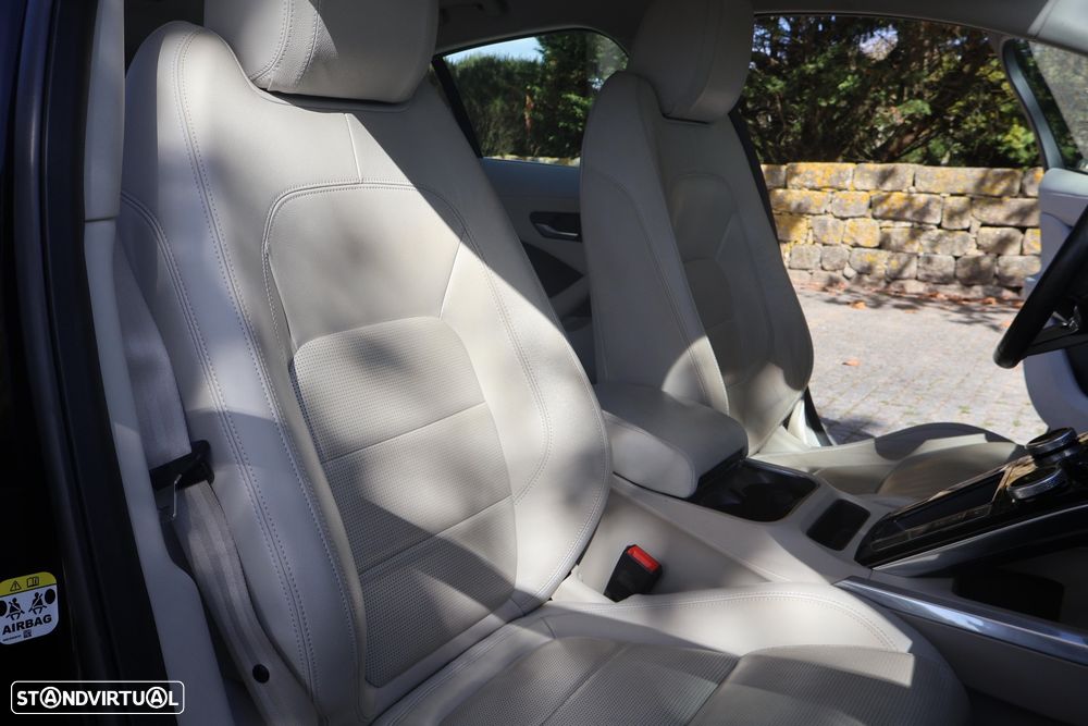Jaguar I-Pace - 23