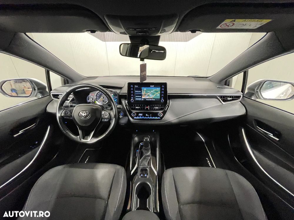 Toyota Corolla 1.8 Hybrid Business Edition - 7