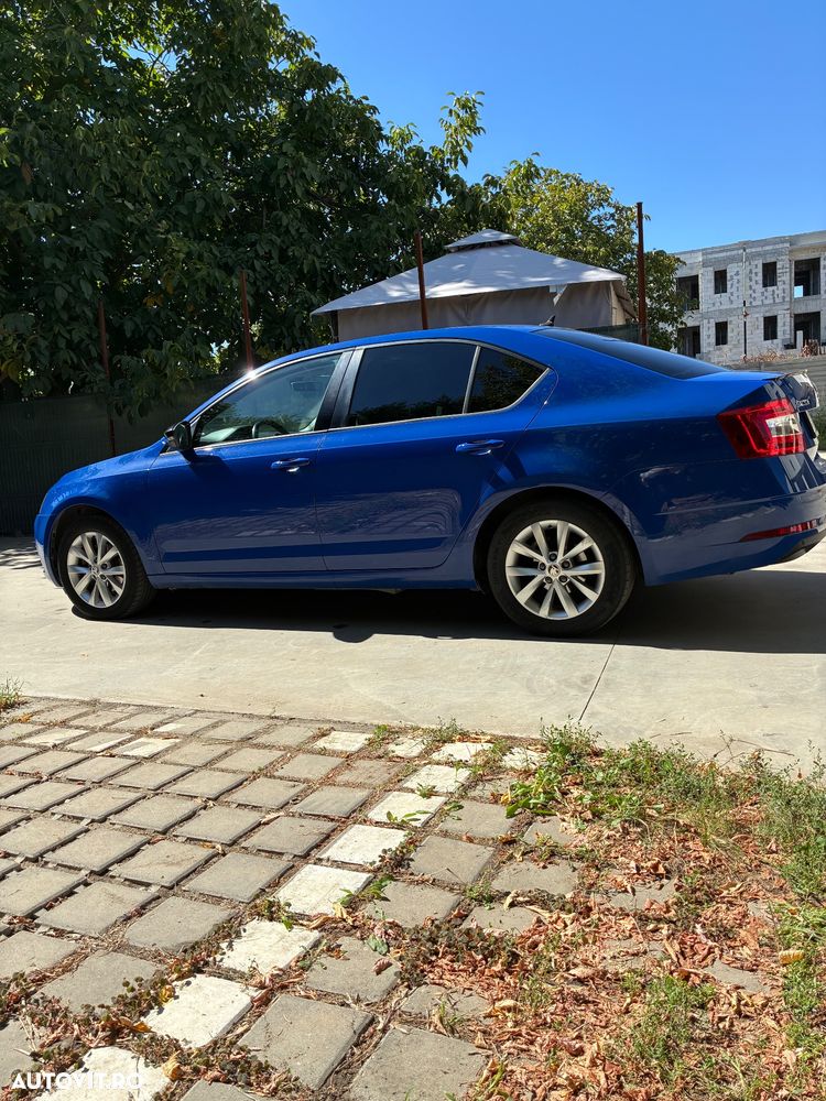 Skoda Octavia - 3
