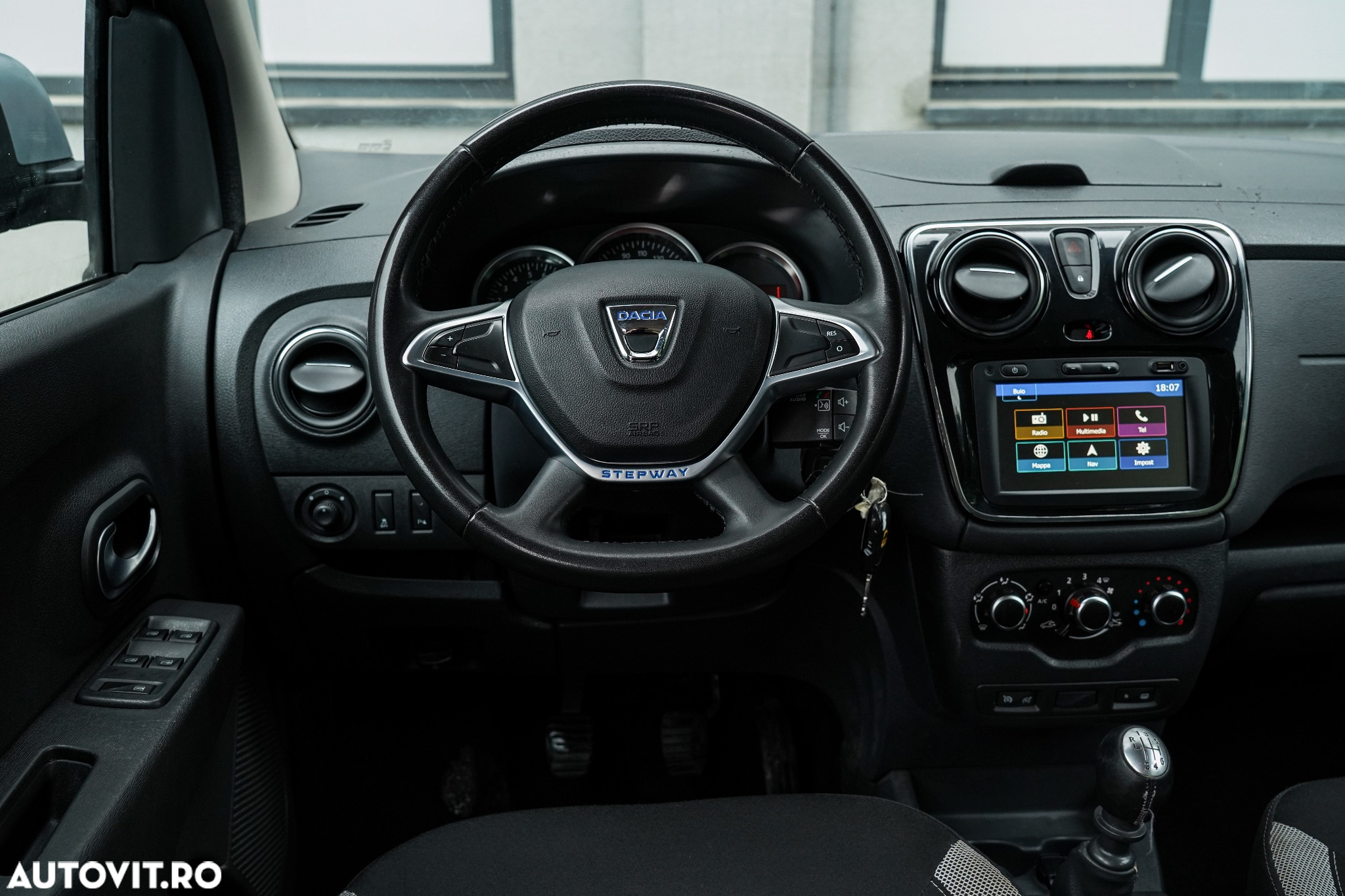 Dacia Lodgy 1.5 Blue dCi Stepway - 30