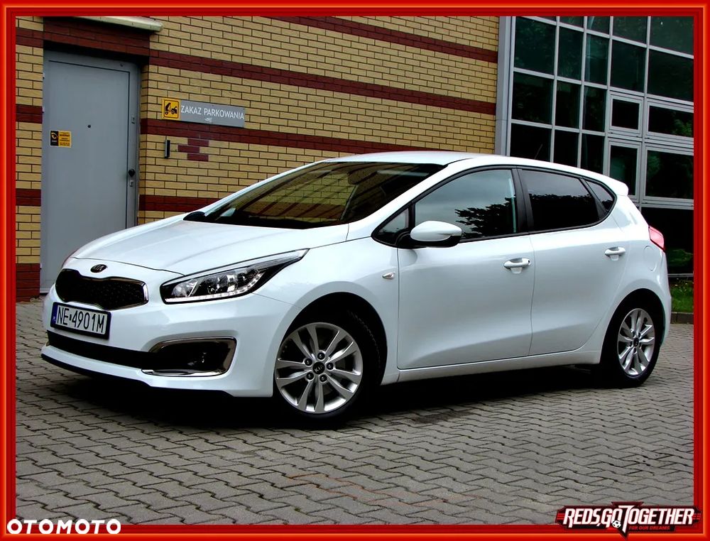 Kia Ceed 1.4 CVVT Dream Team Edition - 1