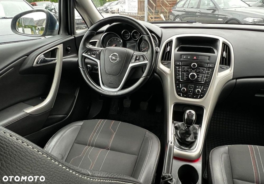 Opel Astra - 11