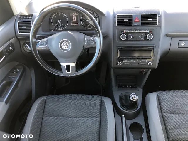 Volkswagen Touran - 7