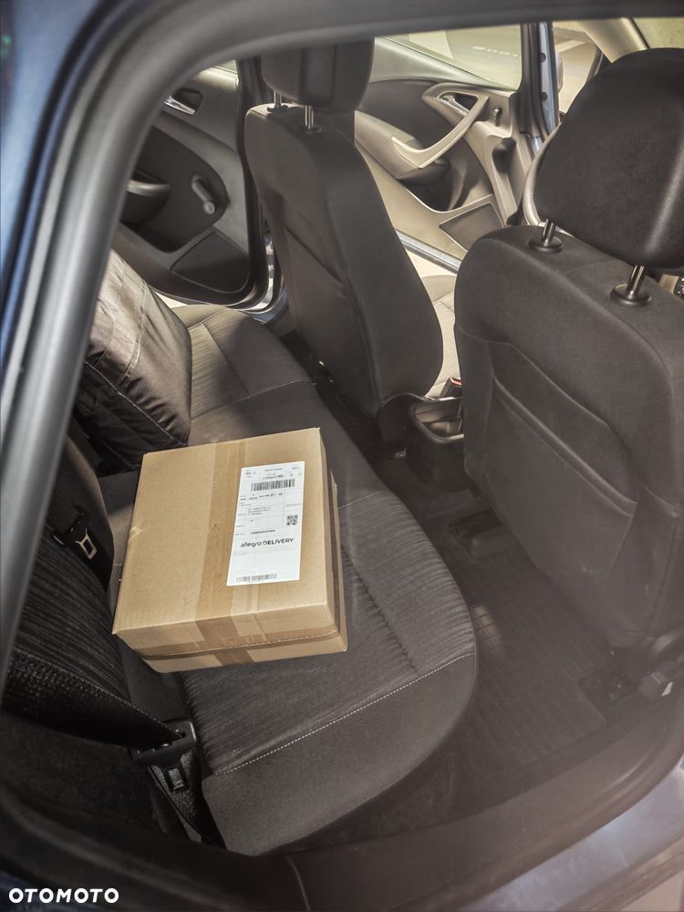 Opel Astra 1.6 Edition 150 - 17
