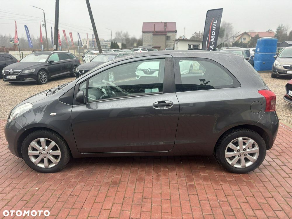 Toyota Yaris 1.3 VVT-i Cool - 12