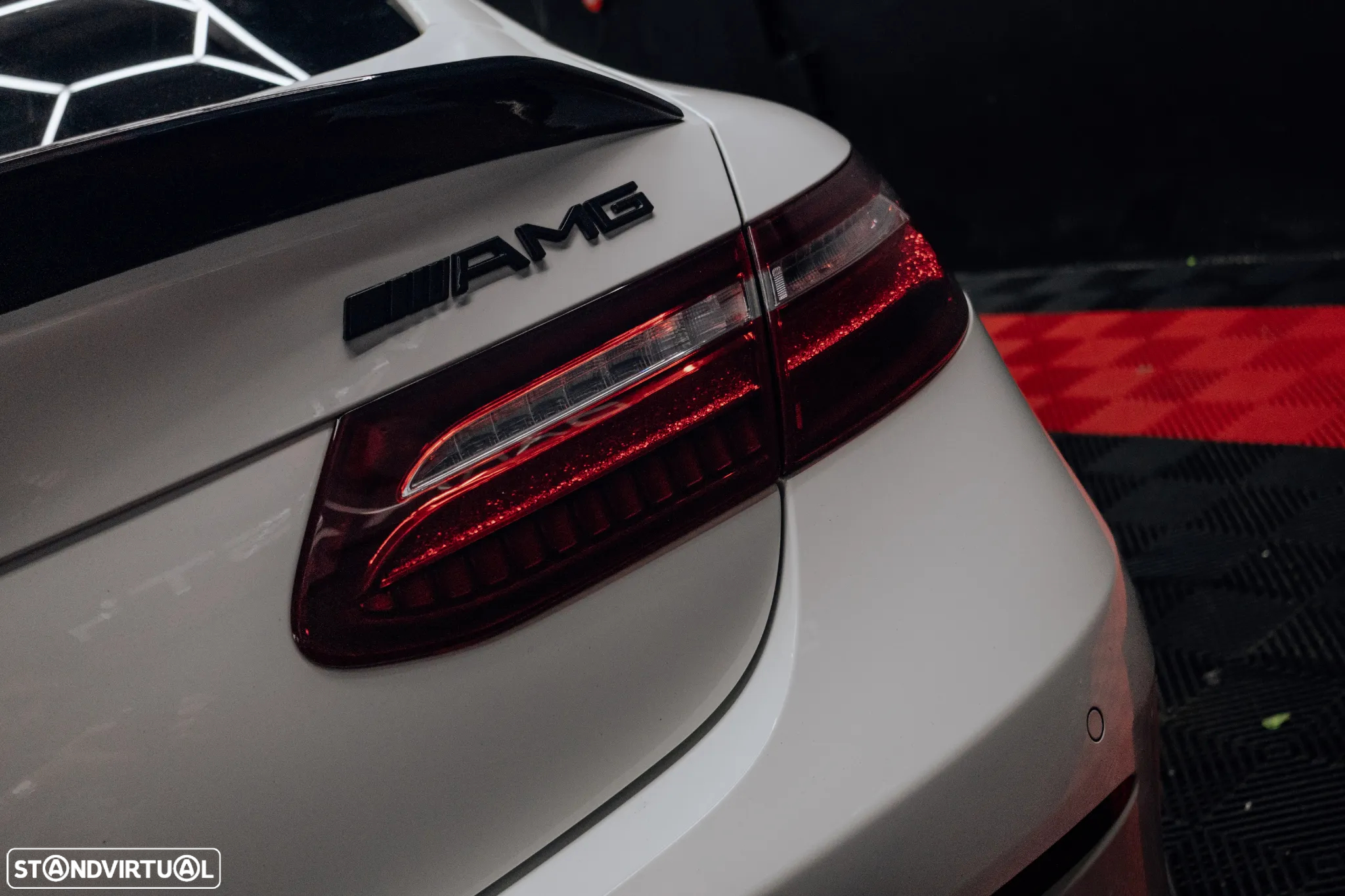 Mercedes-Benz E 220 d Coupe 9G-TRONIC Night Edition - 9