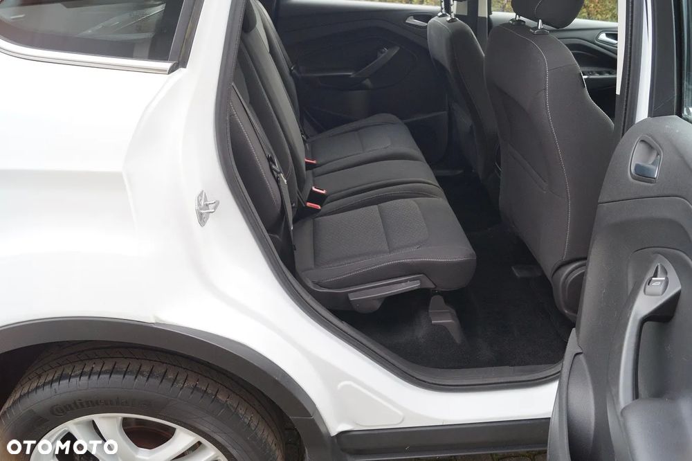 Ford Kuga 1.5 EcoBoost 2x4 Cool & Connect - 26