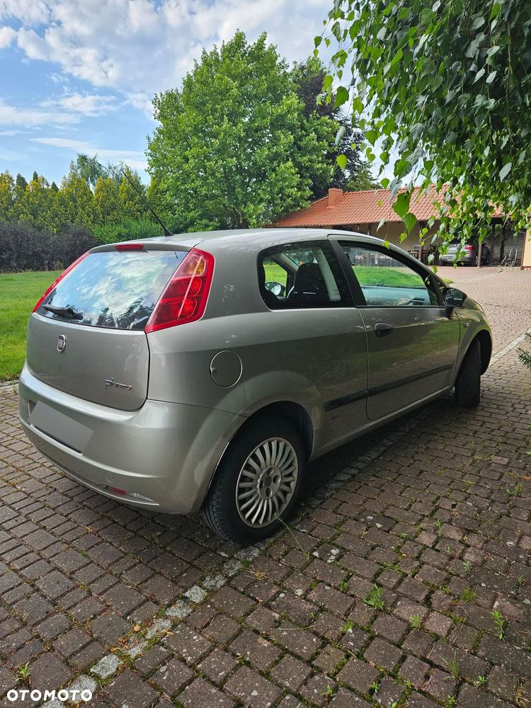 Fiat Grande Punto - 6