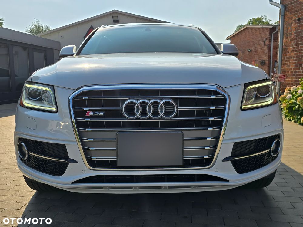Audi SQ5 - 5
