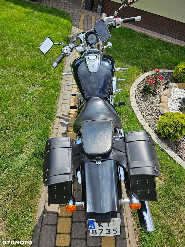 Suzuki Intruder - 4