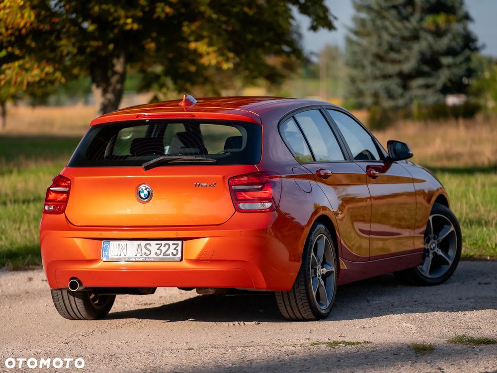 BMW Seria 1 116d DPF - 9