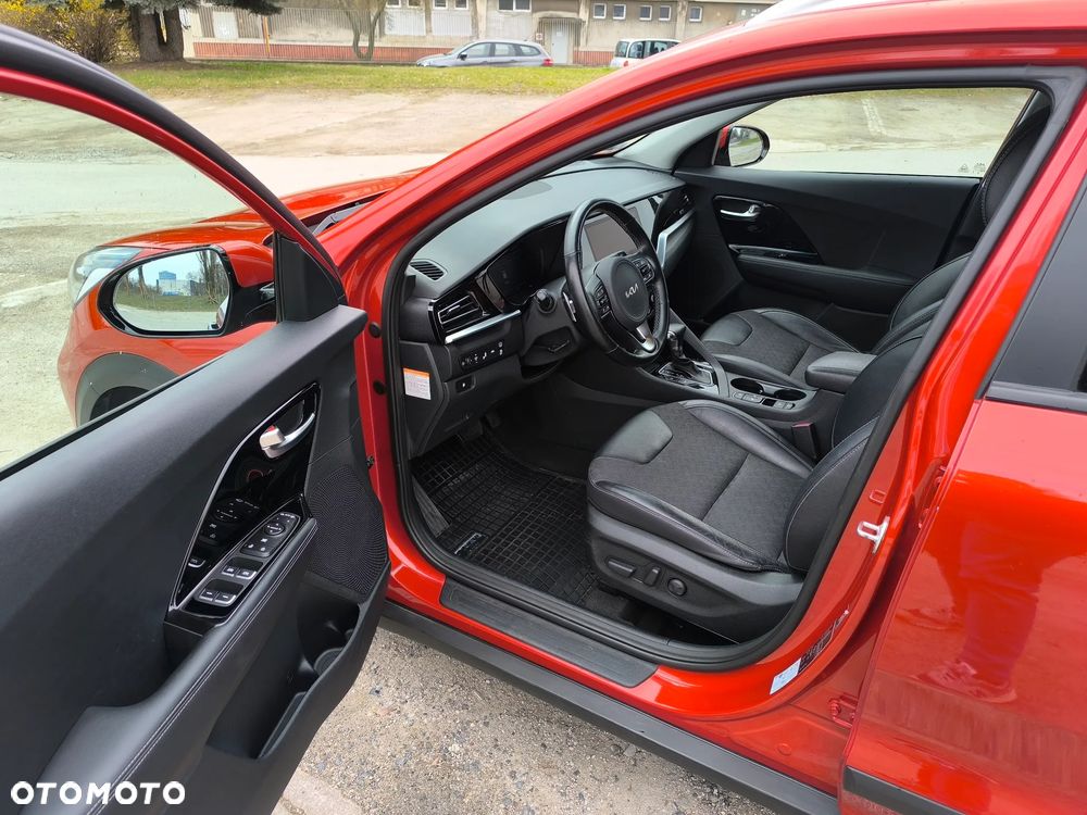 Kia Niro 1.6 GDI Hybrid L Business Line - 19