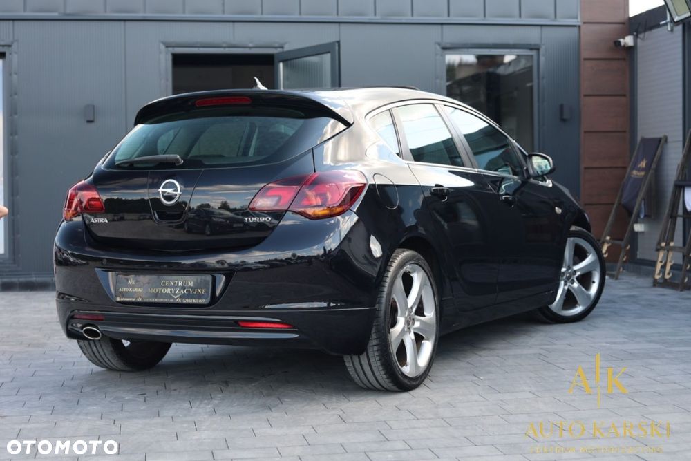 Opel Astra - 4