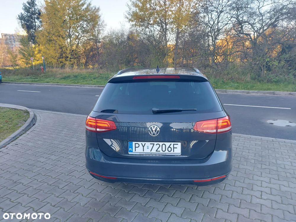 Volkswagen Passat - 5