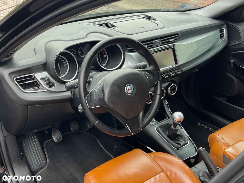 Alfa Romeo Giulietta 1.4 TB Distinctive - 9