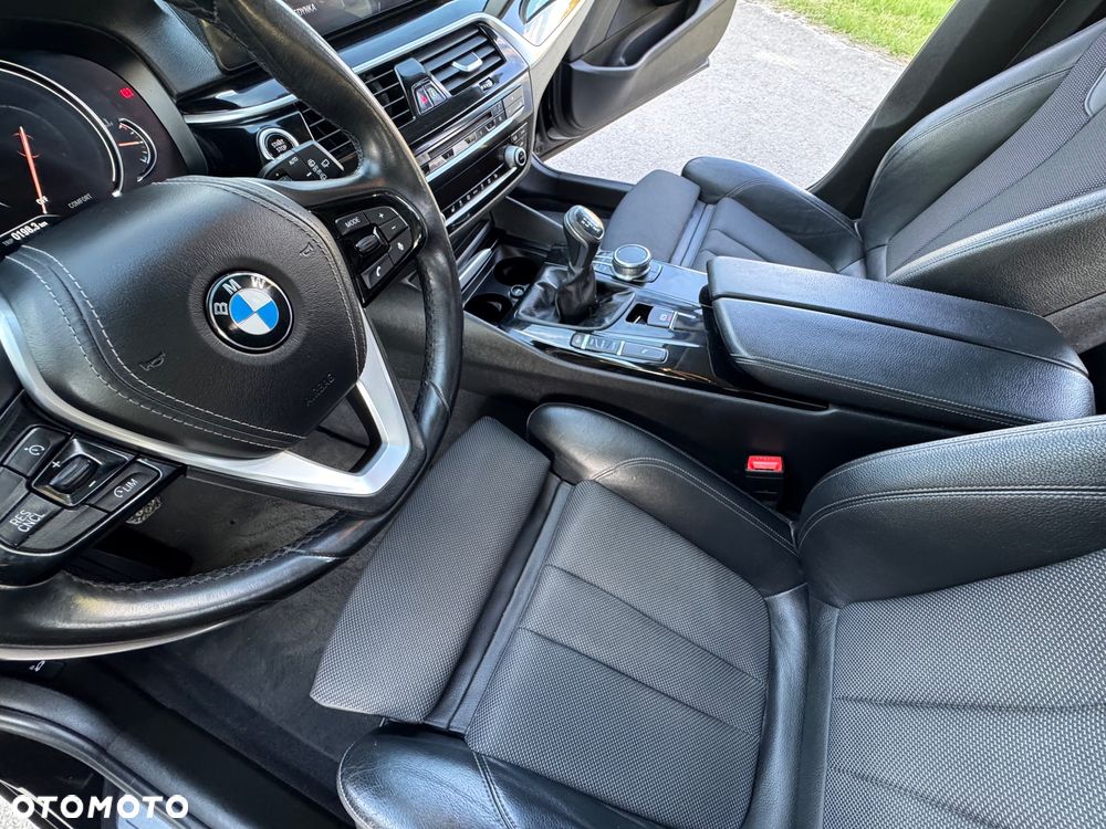 BMW Seria 5 - 23