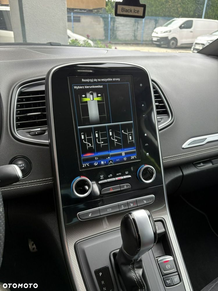 Renault Scenic TCe 140 GPF EDC BLACK EDITION - 33