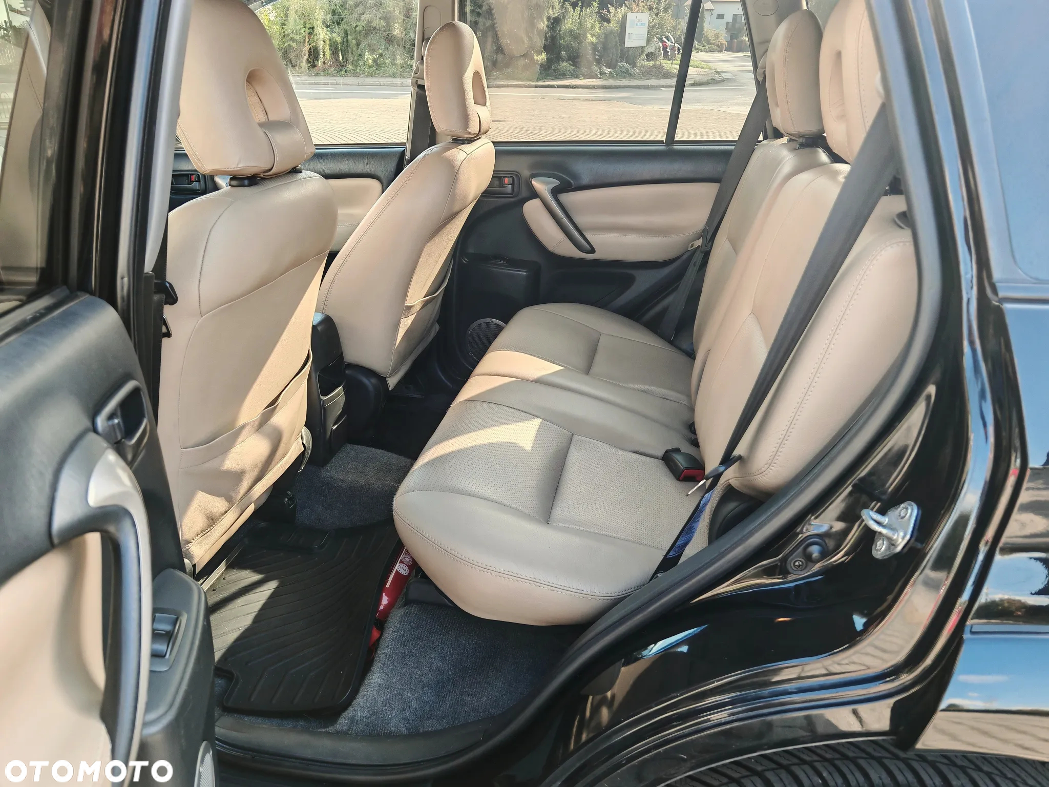 Toyota RAV4 2.0 VVT-i 4x4 - 25