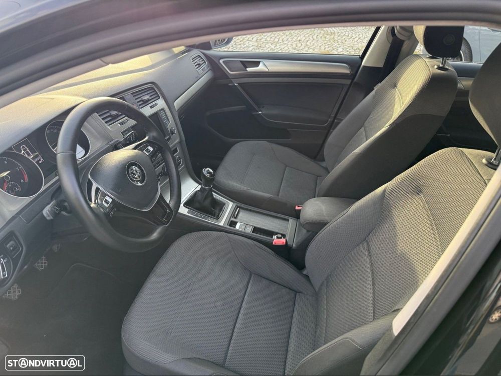 VW Golf 1.6 TDi BlueMotion Confortline - 9