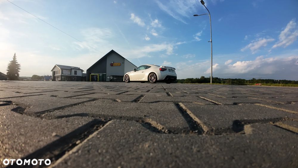 Subaru BRZ 2.0i Sport + - 13