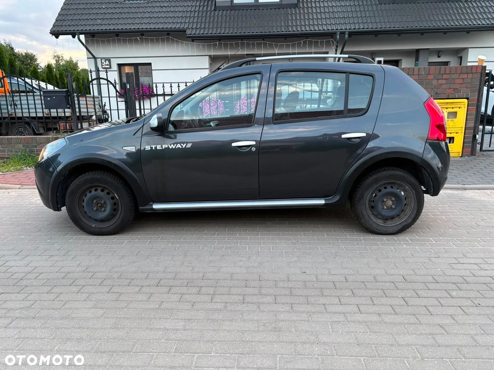 Dacia Sandero Stepway2 1.6 - 14