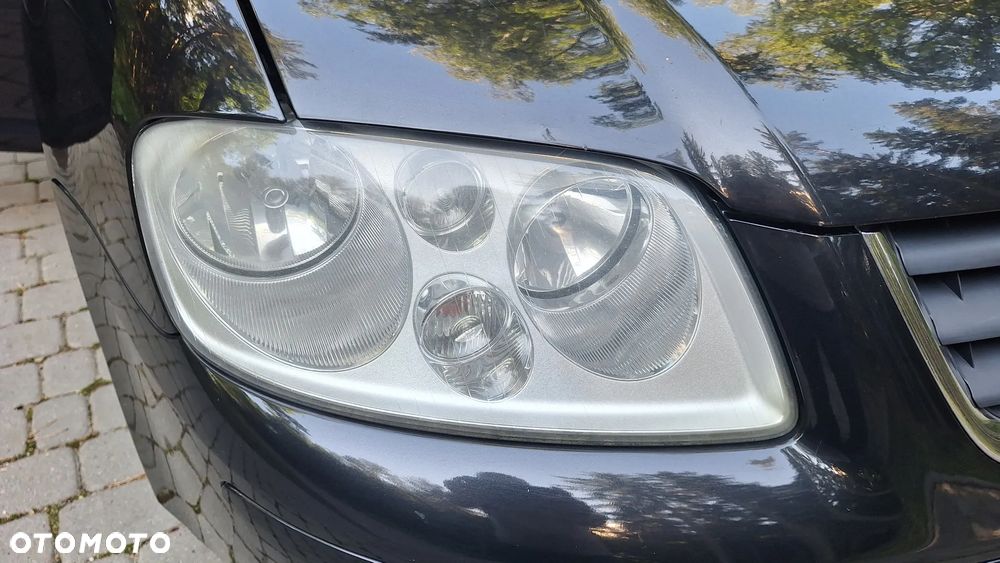 Volkswagen Touran - 17