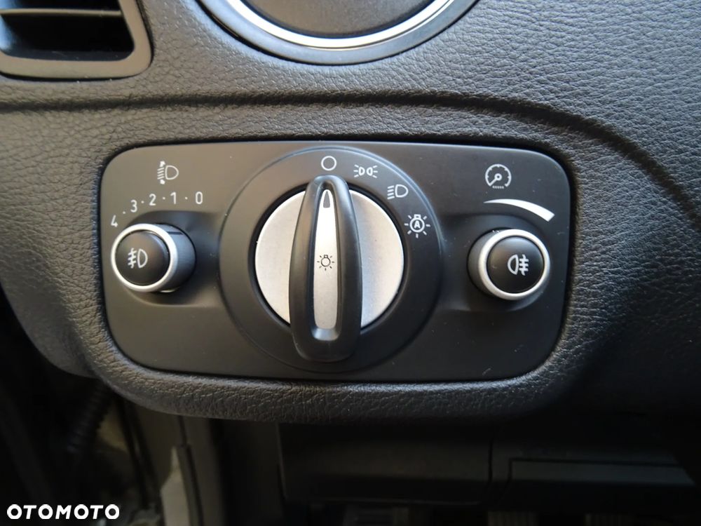 Ford Galaxy 2.0 TDCi DPF Trend - 16