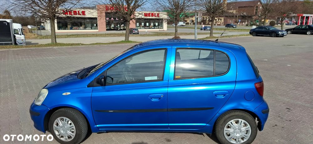 Toyota Yaris 1.0 Terra - 3