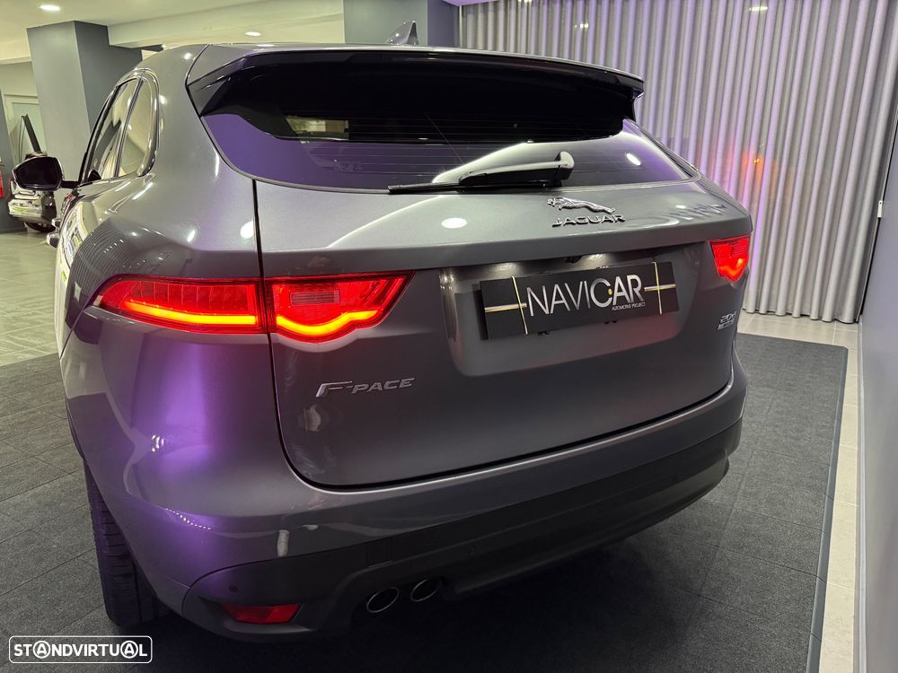 Jaguar F-Pace 20d Aut. R-Sport - 13