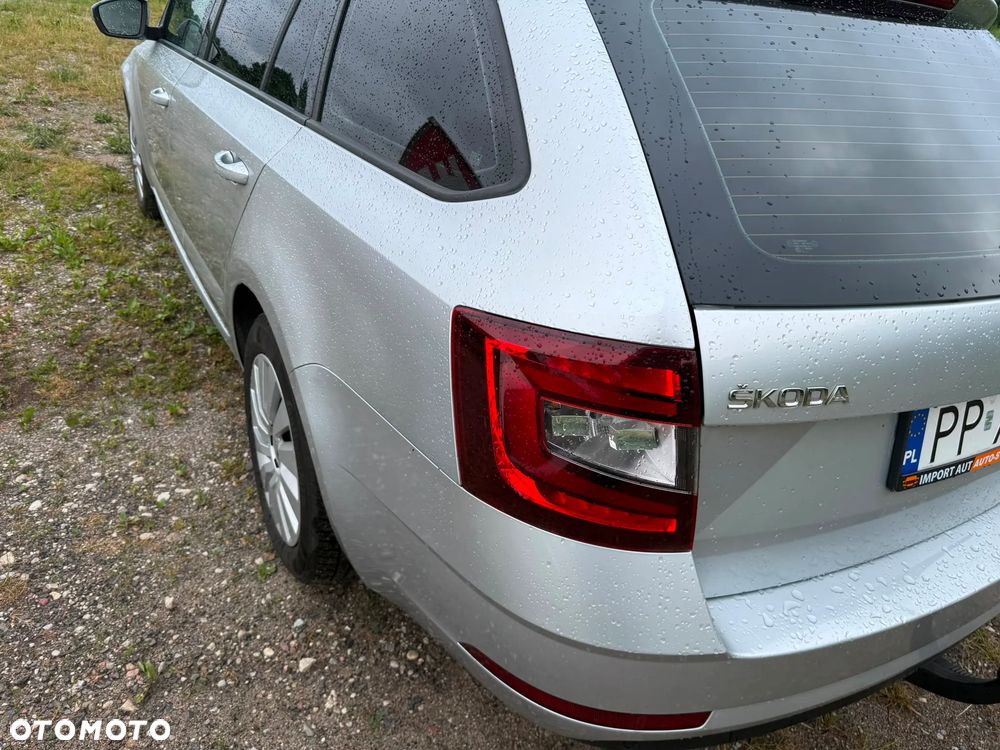 Skoda Octavia 1.6 TDI DSG Style - 18