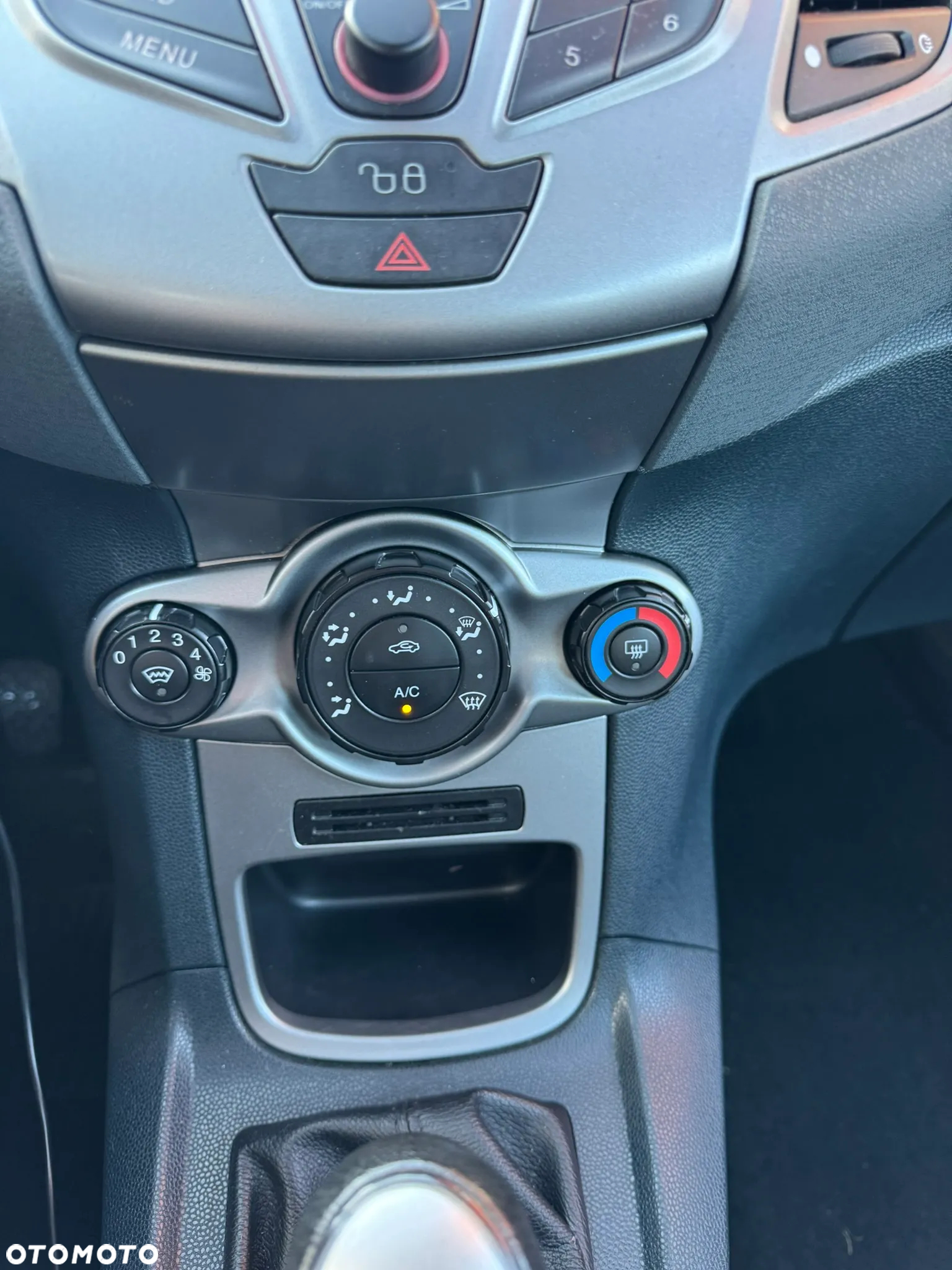 Ford Fiesta 1.25 Ambiente EU5 - 11