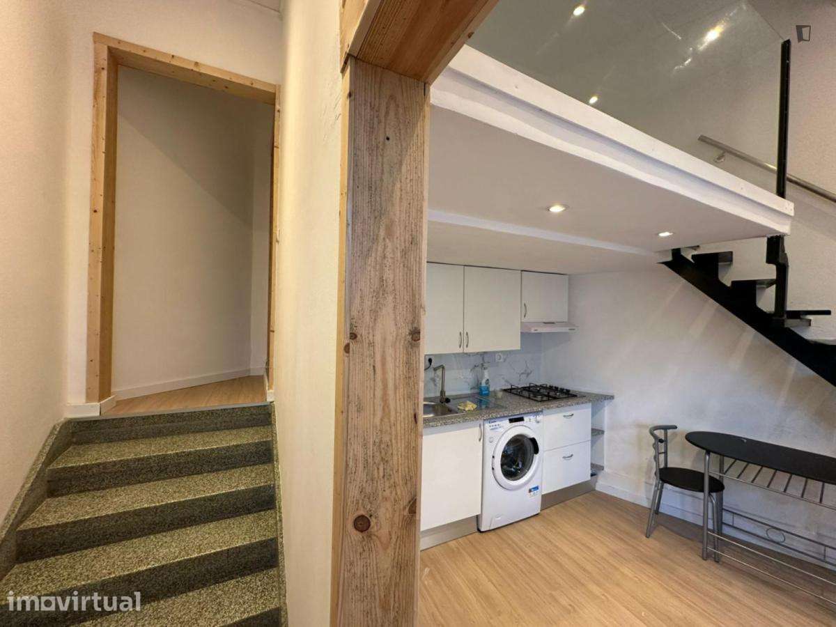 Quarto - localizado em Montes Claros Coimbra - Grande imagem: 2/29