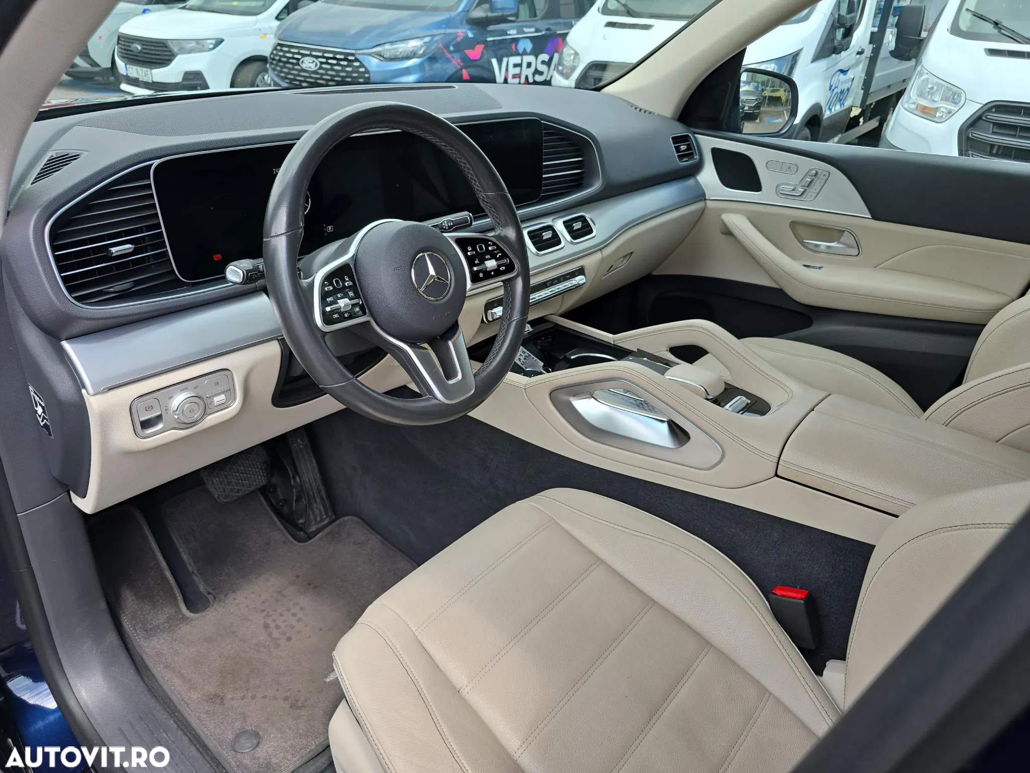 Mercedes-Benz GLE - 10