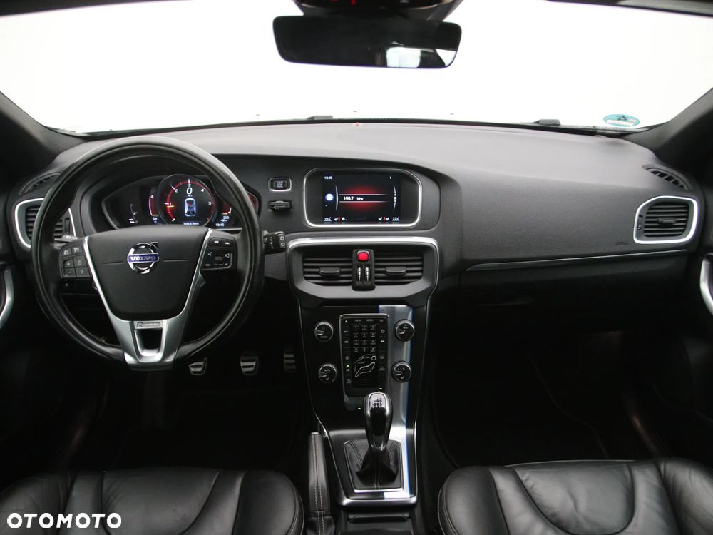 Volvo V40 D4 Drive-E R-Design Kinetic - 15