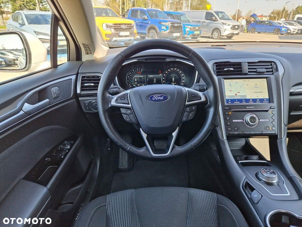 Ford Mondeo 2.0 EcoBlue Titanium - 13