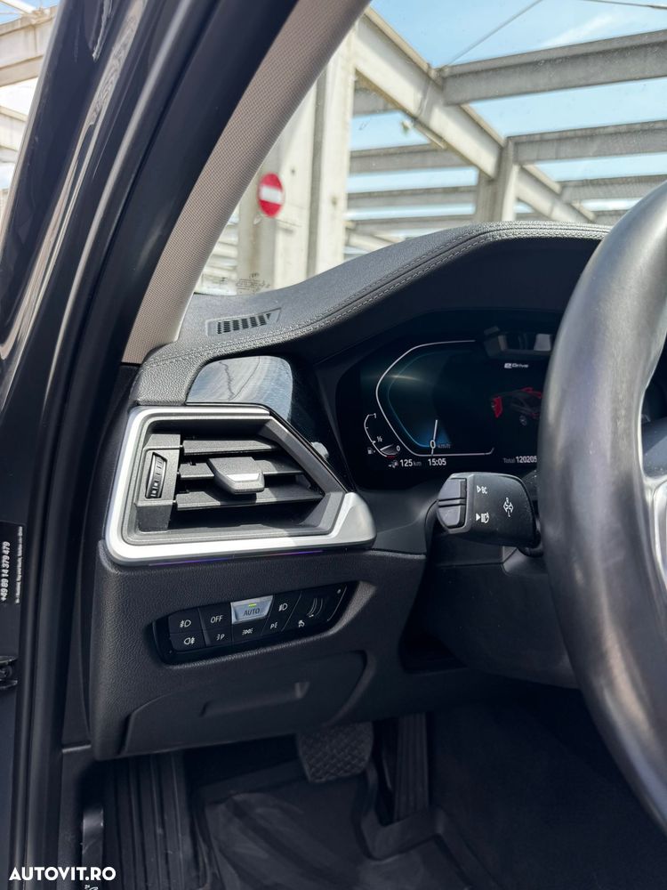 BMW Seria 3 330e Aut. Sport Line - 10