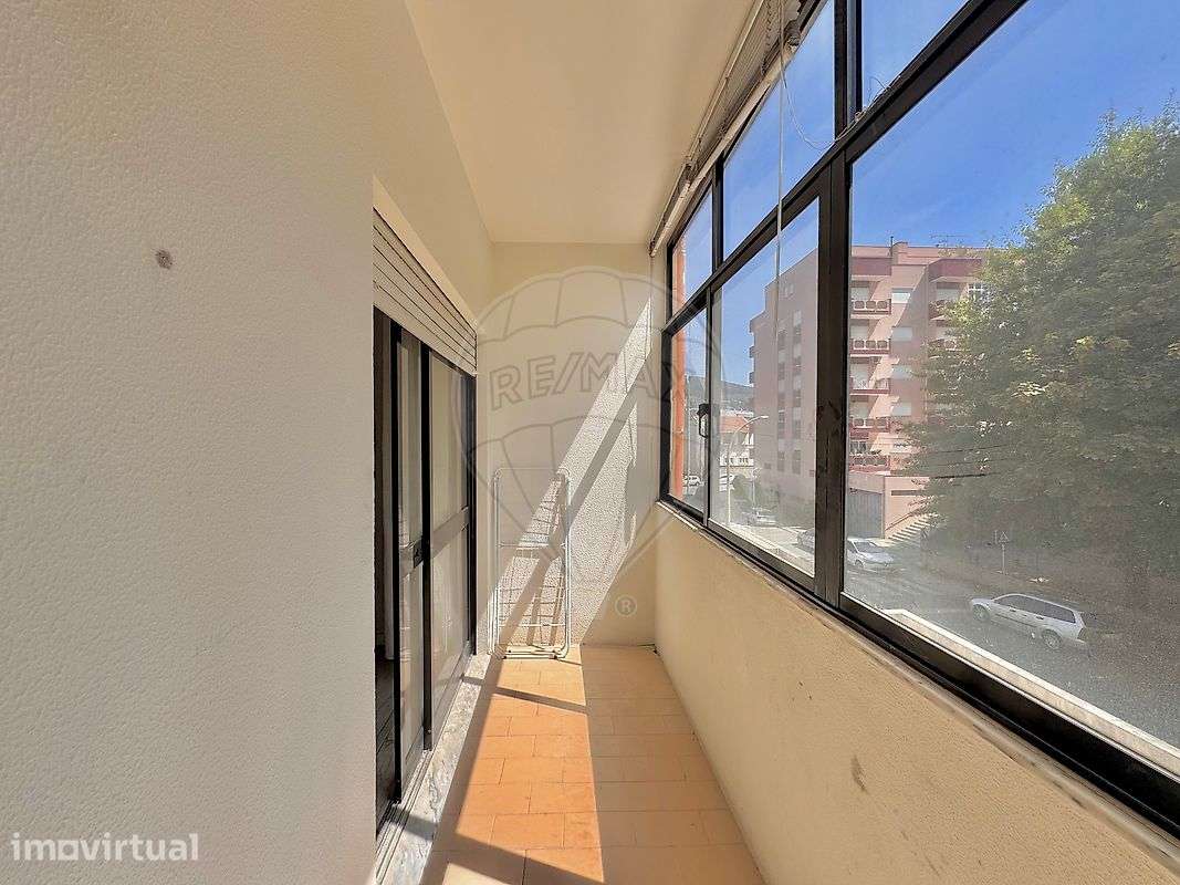 Apartamento T2 para arrendamento - Grande imagem: 4/16