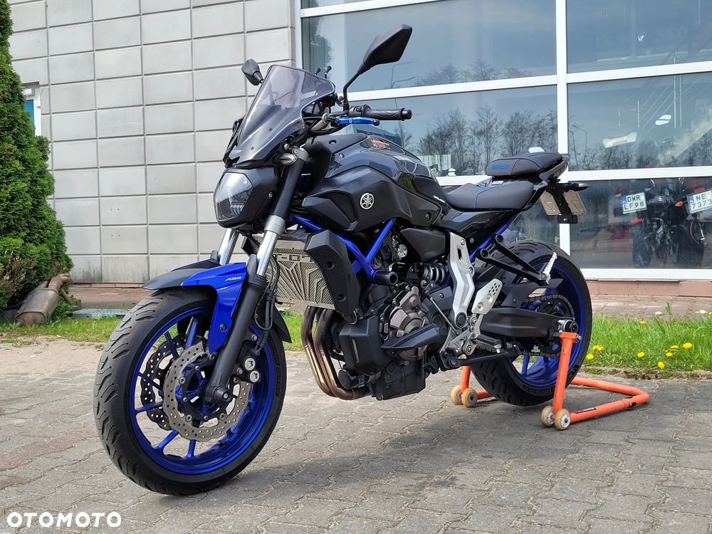 Yamaha MT - 6