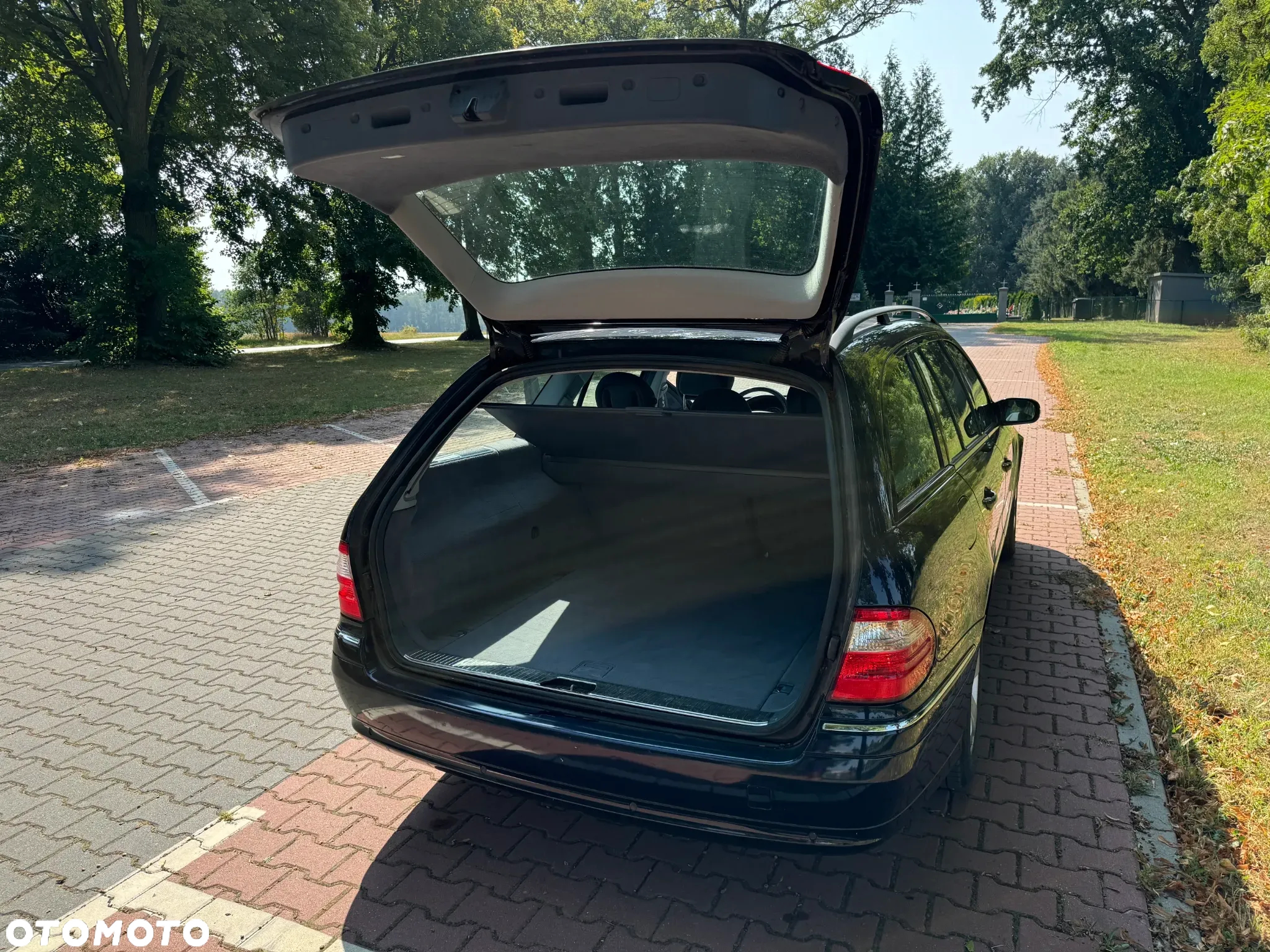 Mercedes-Benz Klasa E - 12