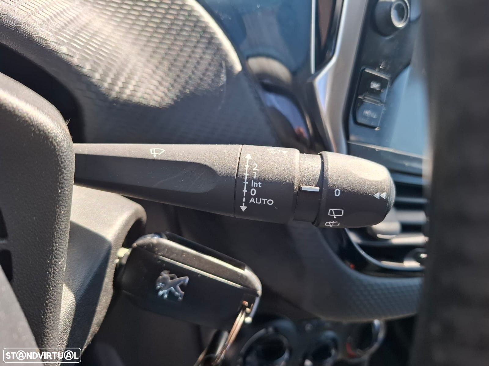 Peugeot 2008 1.2 PureTech Active - 36