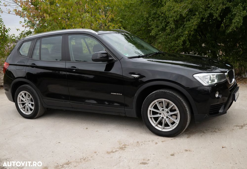 BMW X3 xDrive20d Standard - 4