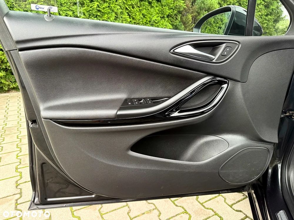 Opel Astra 1.6 BiTurbo D (CDTI) Start/Stop Innovation - 24