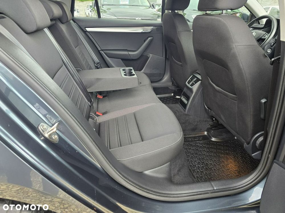 Skoda Octavia 1.5 TSI Business - 12