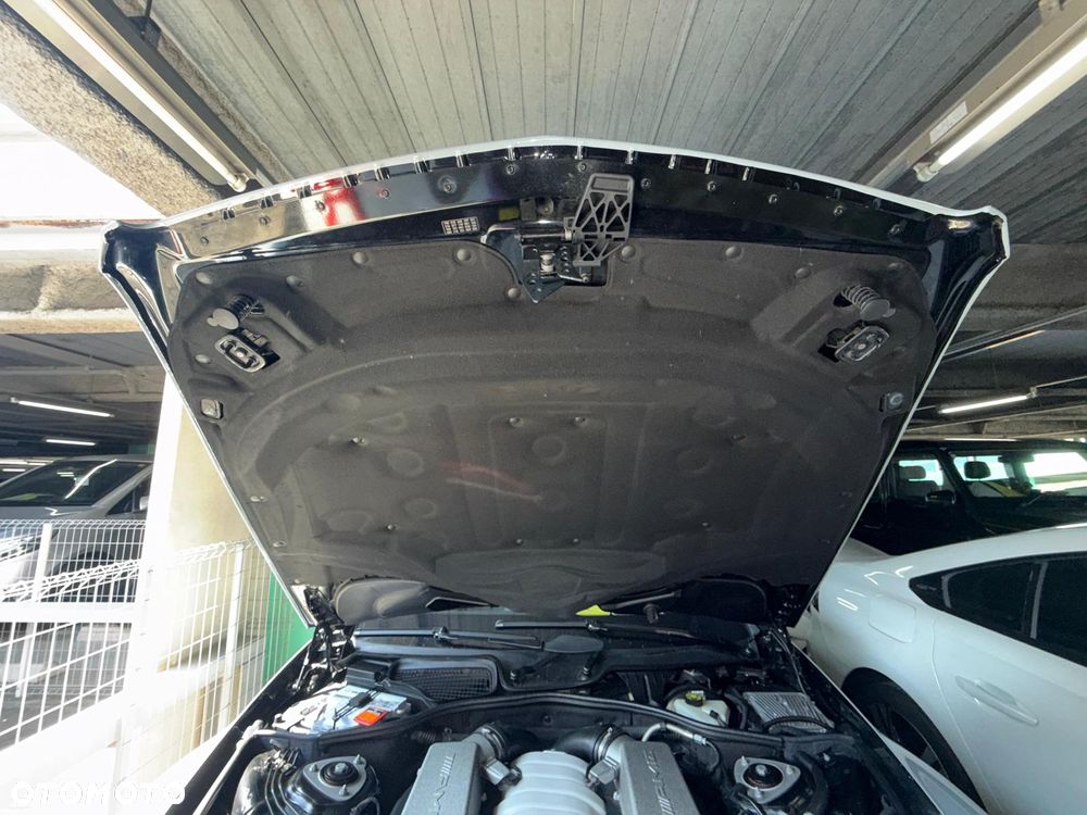 Mercedes-Benz CL 63 AMG - 35