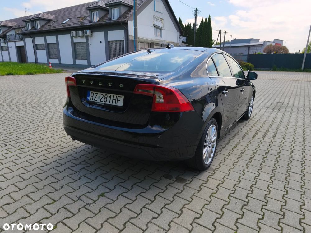 Volvo S60 - 5