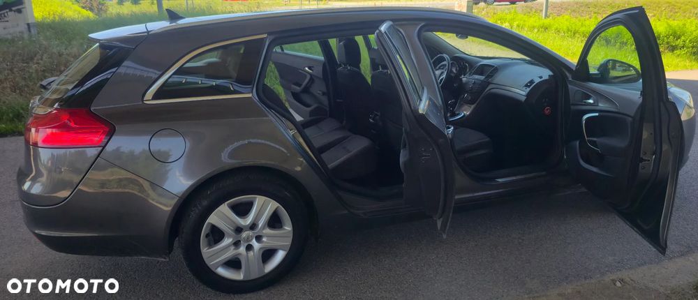 Opel Insignia 1.6 - 15